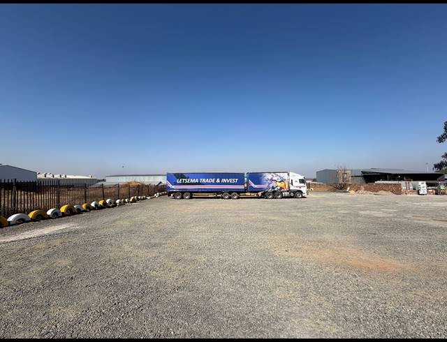 850M² INDUSTRIAL YARD FOR SALE IN ALBERTON NORTH